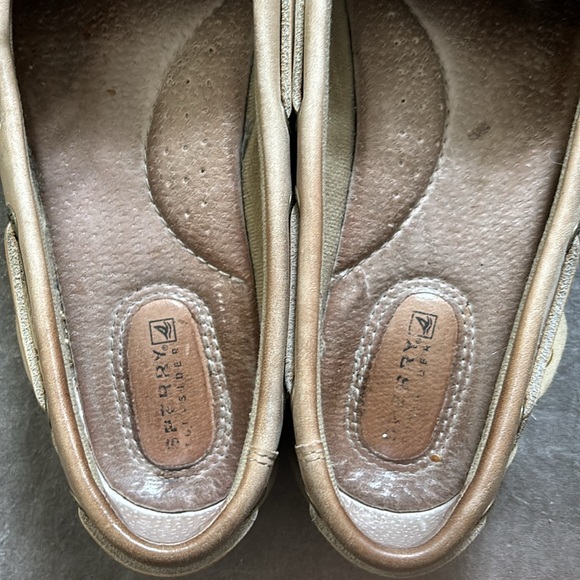 Women’s 8 Sperry Top-Siders - Picture 5 of 6